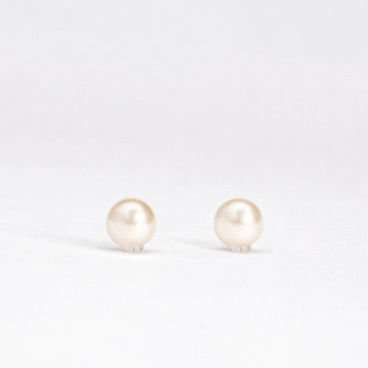 8mm 樹脂珍珠耳扣
