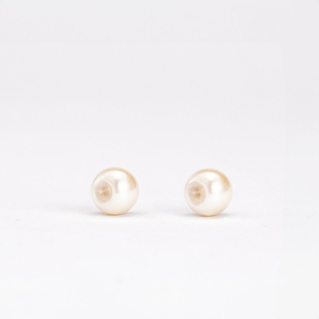 8mm 樹脂珍珠耳扣