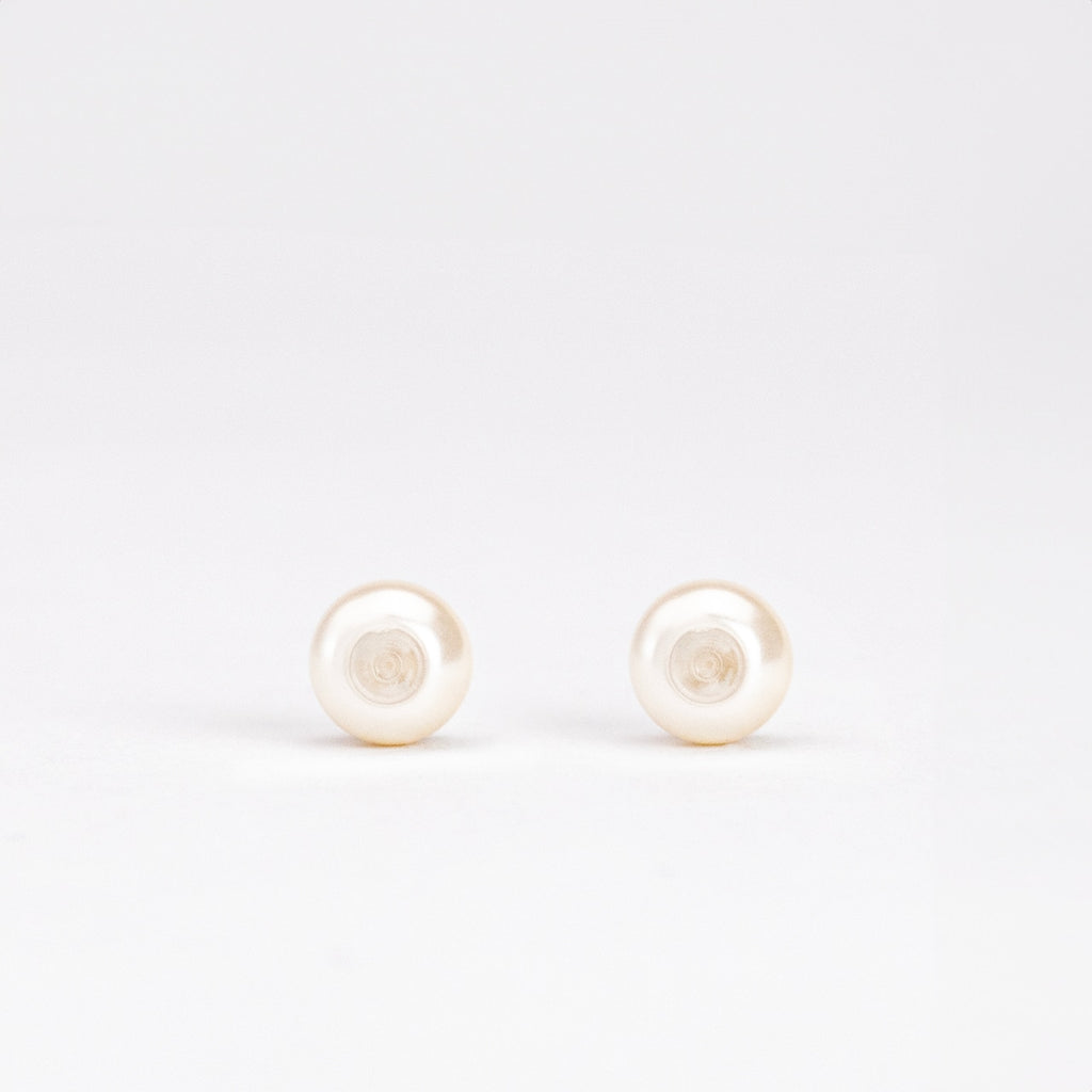 8mm 樹脂珍珠耳扣