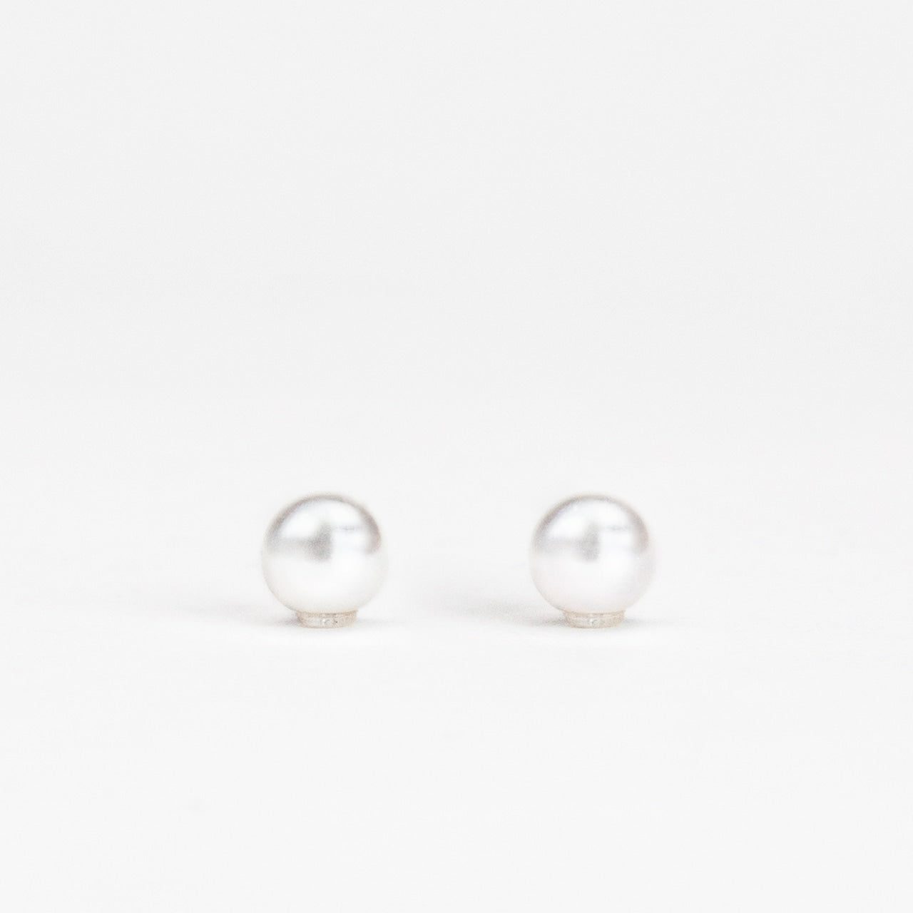 8mm 樹脂珍珠耳扣